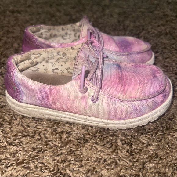 Kids Tie-Dye Shoes - Picture 1 of 7